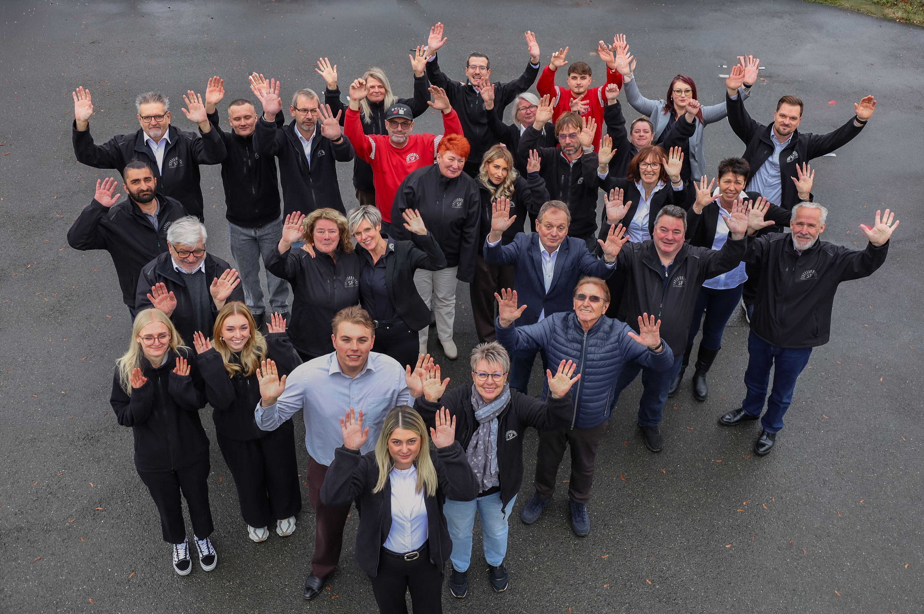 SF Team sagt Danke für 40 Jahre Vertrauen